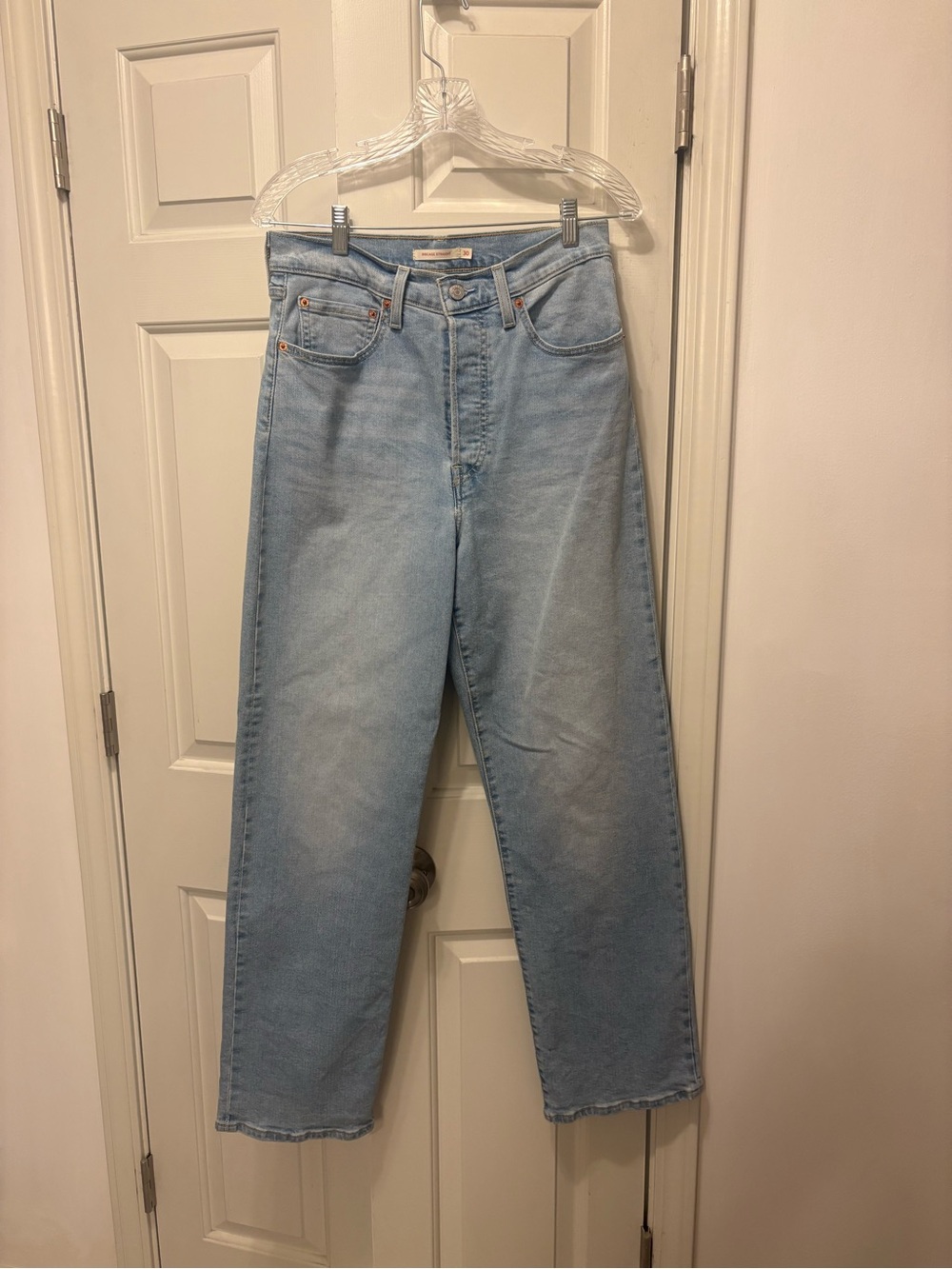Levi Ribcage Straight Women’s Jeans